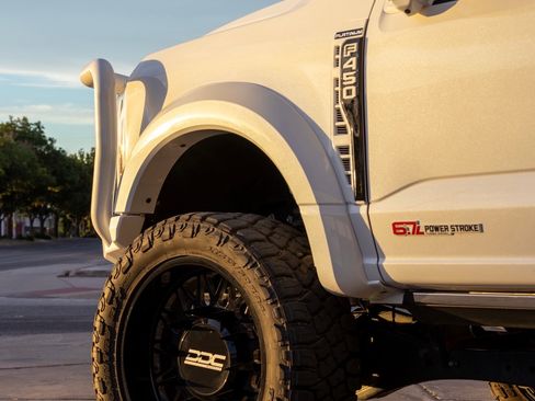 Used 2026 Ford F450 Platinum w/ FX4 Off-Road Package AWD/4WD image 13