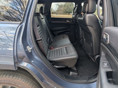 Used 2019 Jeep Grand Cherokee Limited X image 14