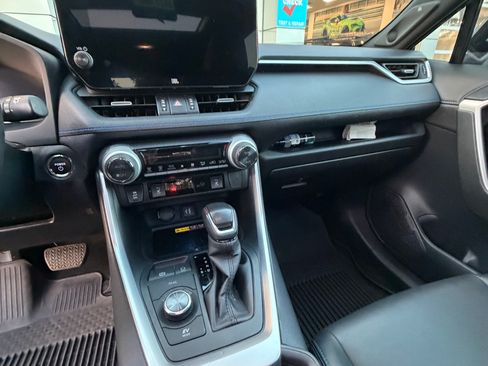 Used 2023 Toyota RAV4 XSE image 8