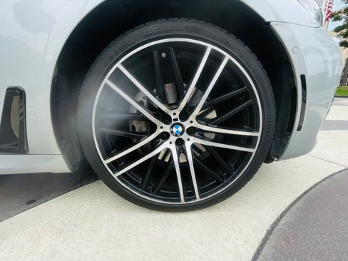 Used 2017 BMW 740e xDrive AWD/4WD image 18