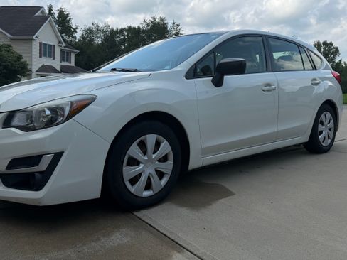 Used 2016 Subaru Impreza 2.0i AWD/4WD image 5