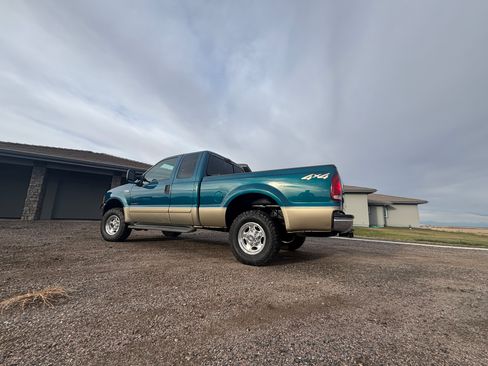 Used 2001 Ford F250 4x4 SuperCab Super Duty image 2
