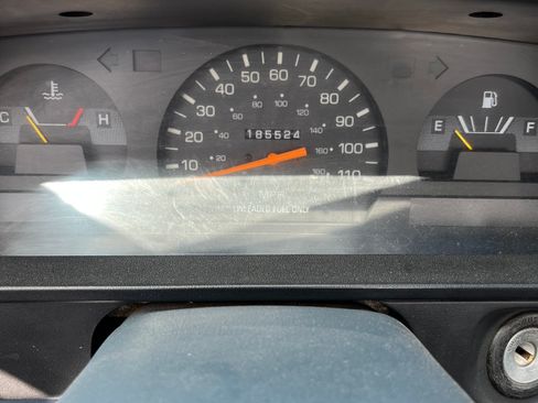 Used 1994 Toyota Pickup 2WD Regular Cab w/ All Weather Guard Pkg image 13