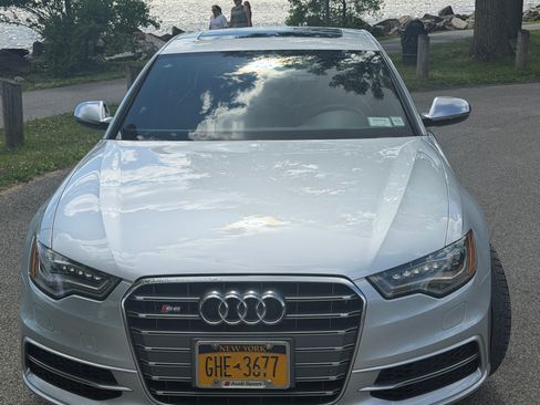Used 2014 Audi S6 Prestige AWD/4WD image 1