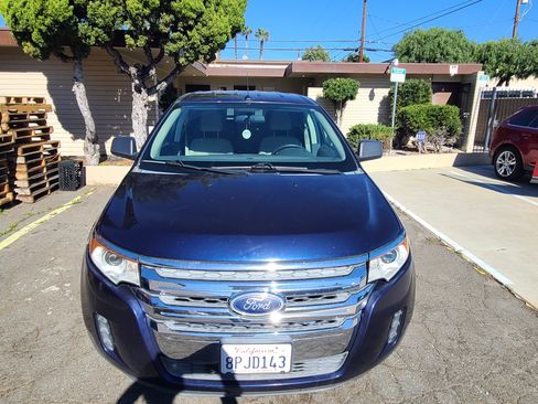 Used 2011 Ford Edge SE image 1