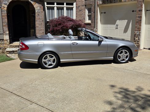 Used 2005 Mercedes-Benz CLK 500 Cabriolet image 8