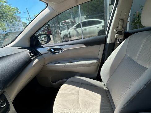 Used 2015 Nissan Sentra S FWD image 10