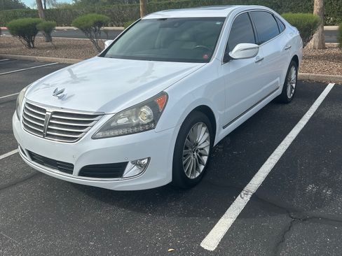 Used 2016 Hyundai Equus Signature RWD image 8