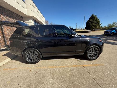 Used 2019 Land Rover Range Rover Supercharged image 1