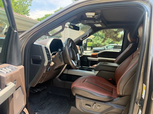 Used 2020 Ford F250 King Ranch w/ Chrome Package AWD/4WD image 8
