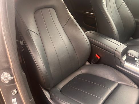 Used 2021 Mercedes-Benz GLA 250 image 11