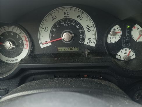 Used 2010 Toyota FJ Cruiser 4WD image 8