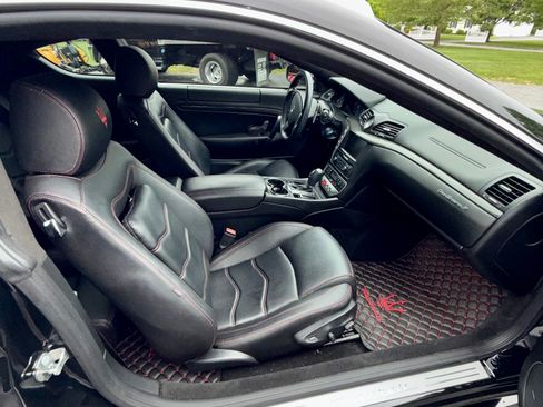 Used 2012 Maserati GranTurismo S RWD image 12