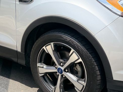Used 2018 Ford Escape SEL w/ Ford Safe & Smart Package FWD image 6