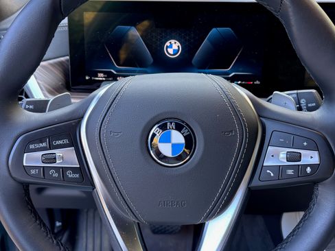 Used 2025 BMW X5 xDrive40i w/ Premium Package image 13