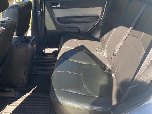 Used 2009 Mercury Mariner Premier image 11