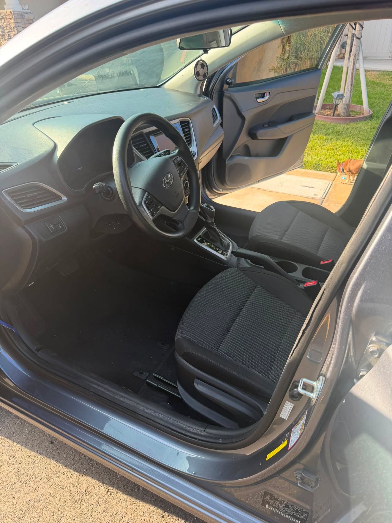 Used 2019 Hyundai Accent SE FWD image 6