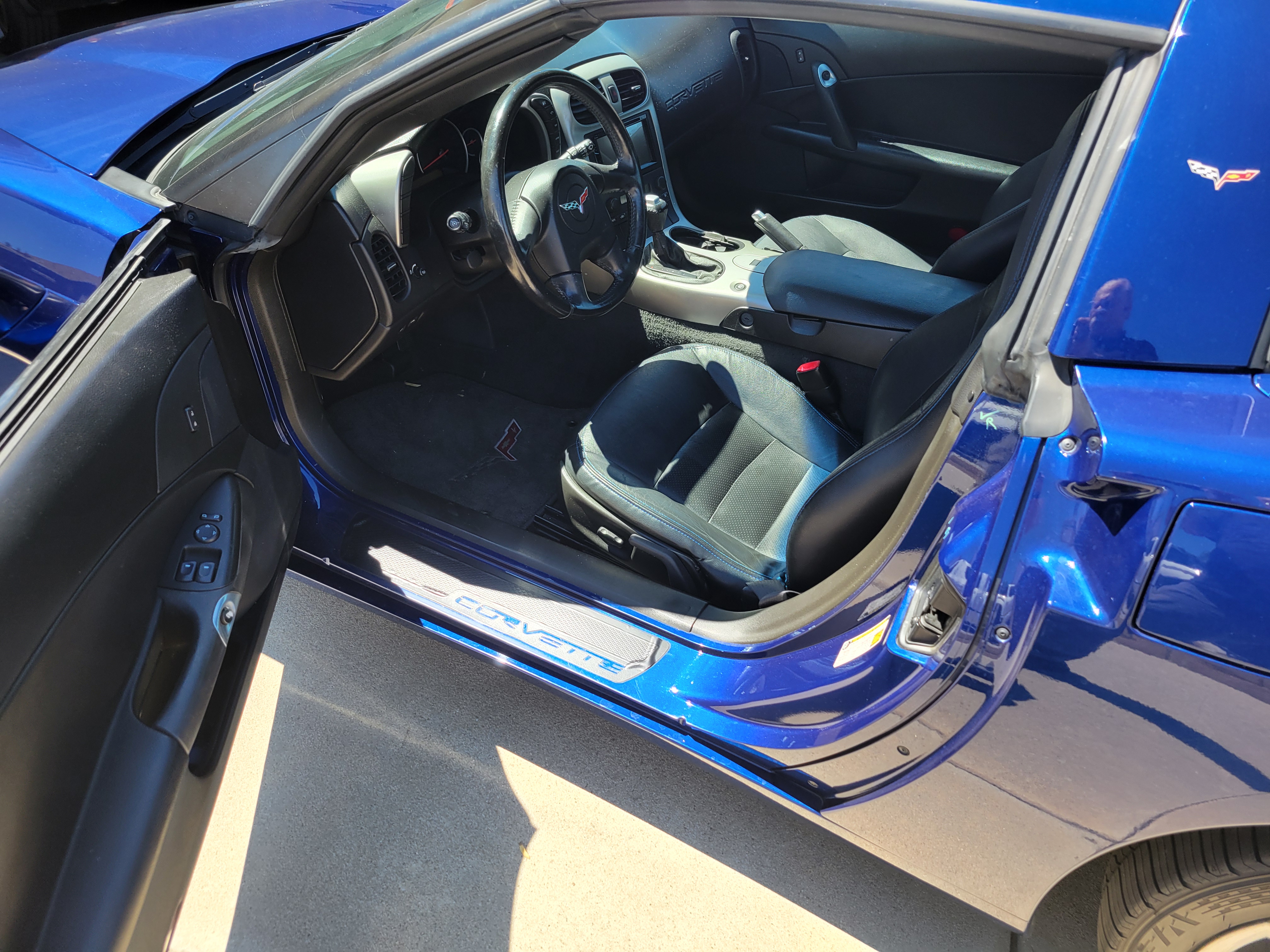 Used 2005 Chevrolet Corvette Coupe RWD image 12