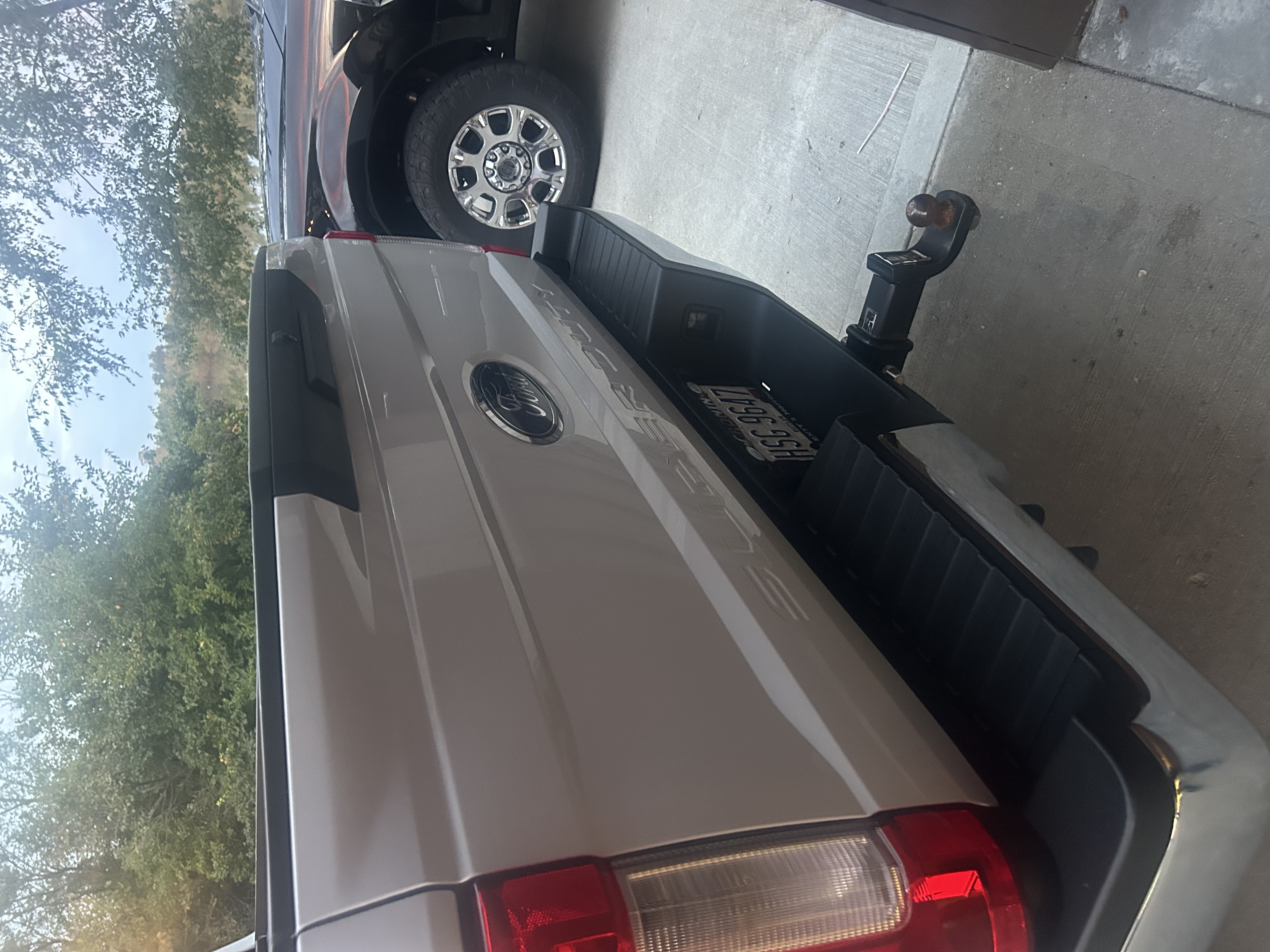 Used 2018 Ford F250 XLT AWD/4WD image 6