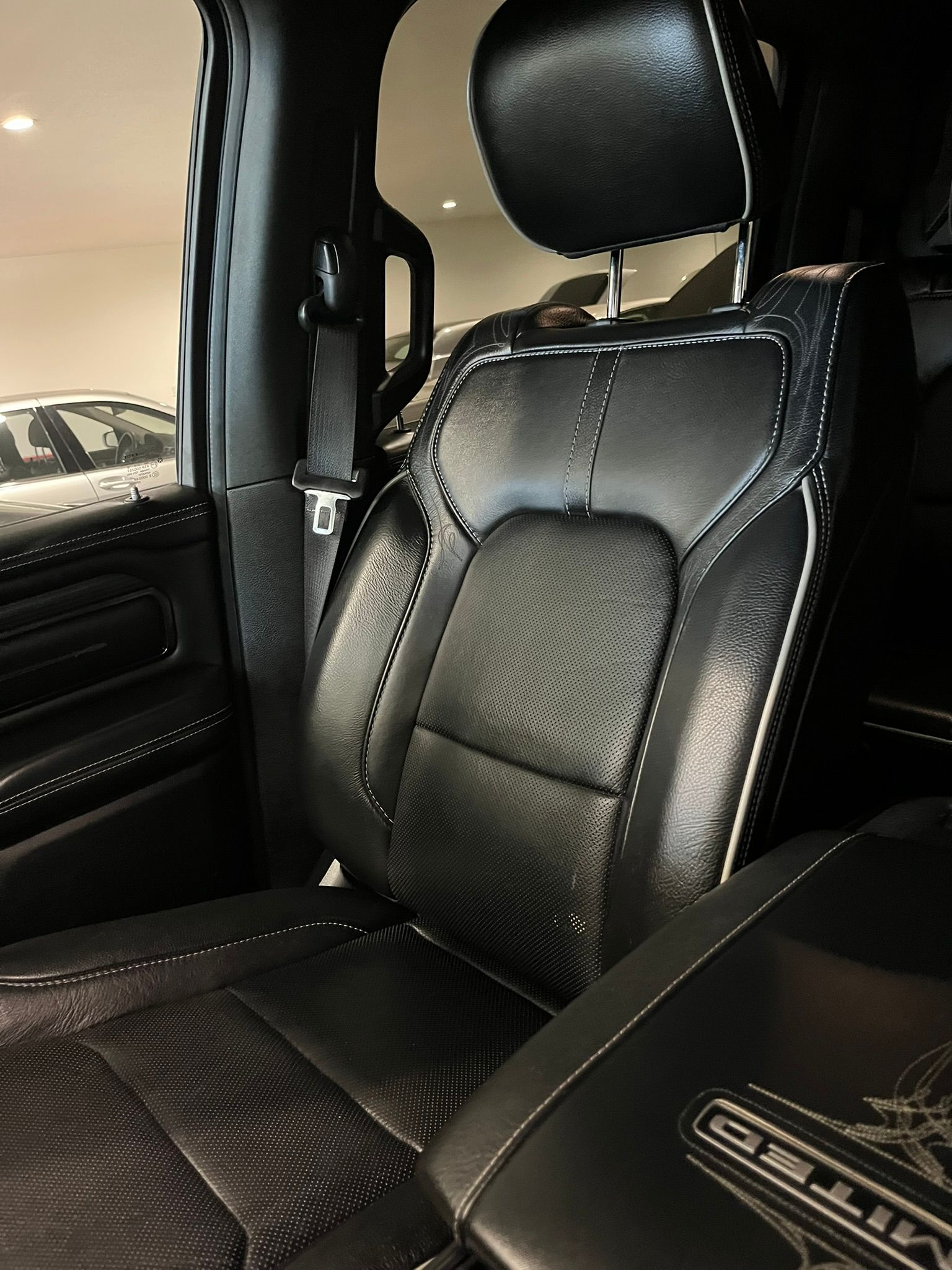 Used 2023 RAM 1500 Limited AWD/4WD image 23