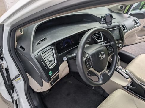 Used 2015 Honda Civic SE image 18