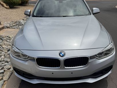 Used 2018 BMW 320i Sedan w/ Sport Package