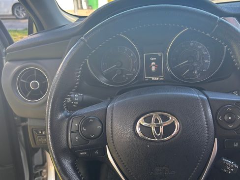 Used 2017 Toyota Corolla iM FWD image 6