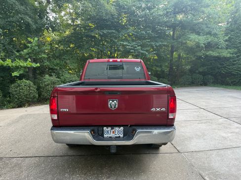 Used 2014 RAM 1500 Classic SLT AWD/4WD image 6