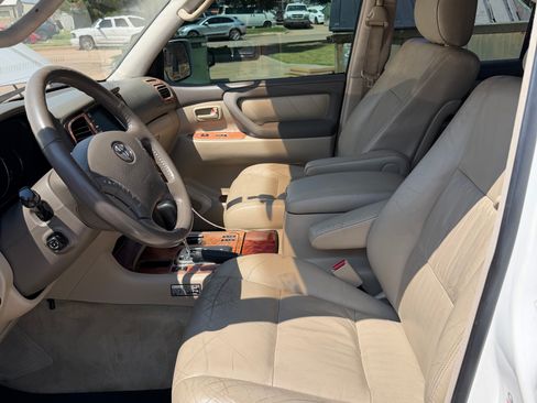 Used 2004 Toyota Land Cruiser AWD/4WD image 13