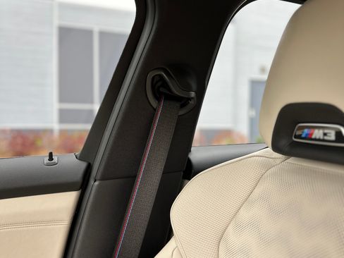 Used 2024 BMW M3 Competition w/ Executive Package image 22