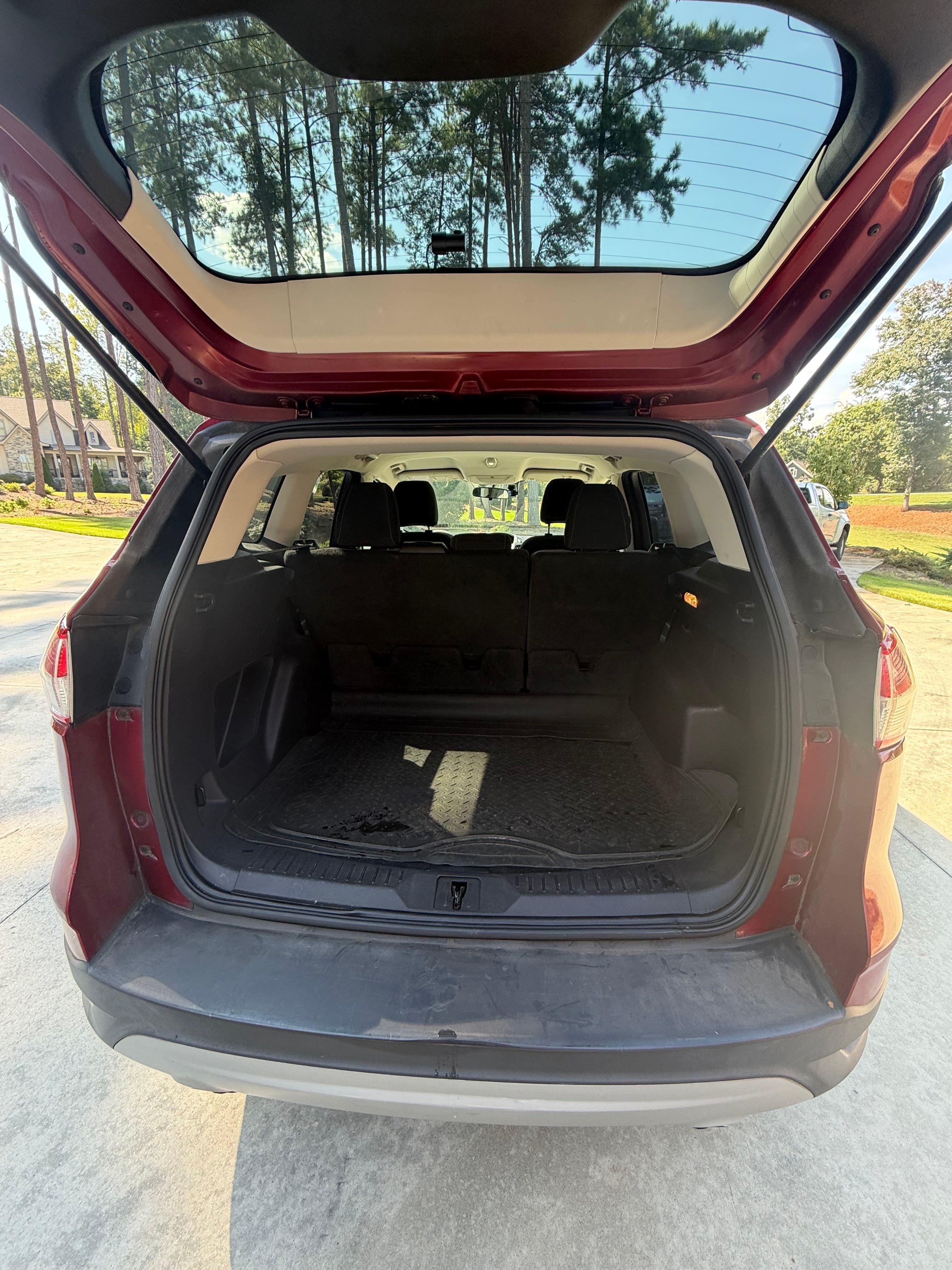 Used 2014 Ford Escape SE FWD image 15