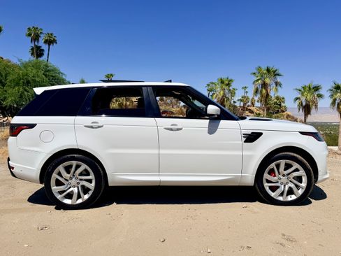 Used 2018 Land Rover Range Rover Sport Supercharged AWD/4WD image 15