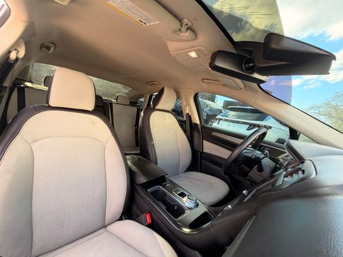 Used 2020 Ford Fusion SE w/ Equipment Group 151A FWD image 22