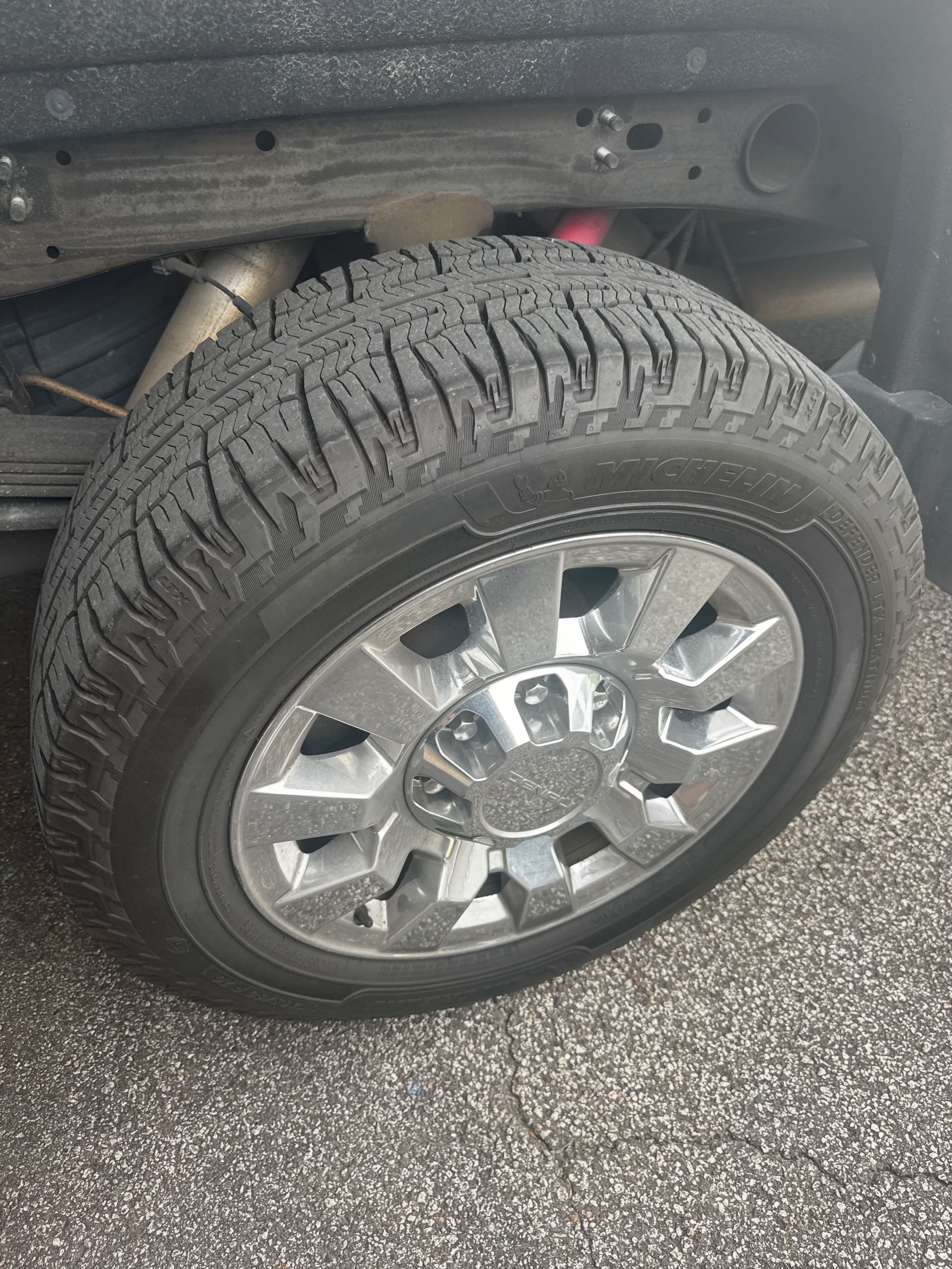 Used 2015 GMC Sierra 2500 Denali w/ Duramax Plus Package AWD/4WD image 12