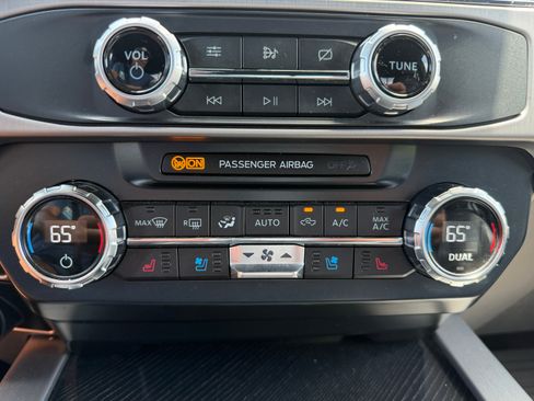 Used 2022 Ford F250 Platinum AWD/4WD image 16
