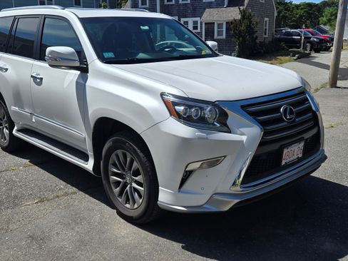Used 2018 Lexus GX 460 Luxury image 1