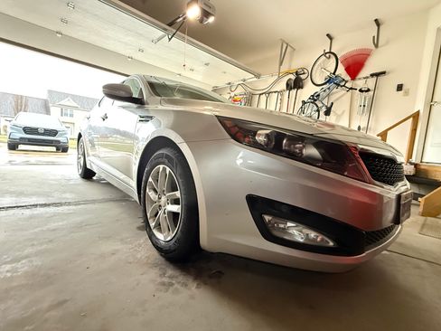 Used 2013 Kia Optima LX w/ Convenience Plus Pkg image 2