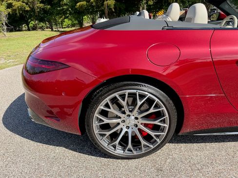 Used 2022 Mercedes-Benz SL 55 AMG 4MATIC image 4