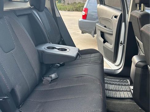 Used 2015 GMC Terrain SLE w/ Chrome Edition image 13