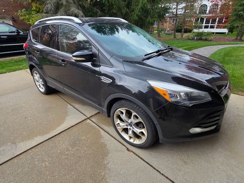 Used 2014 Ford Escape Titanium w/ Equipment Group 401A image 4
