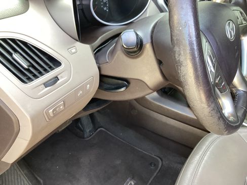 Used 2012 Hyundai Tucson GLS image 13