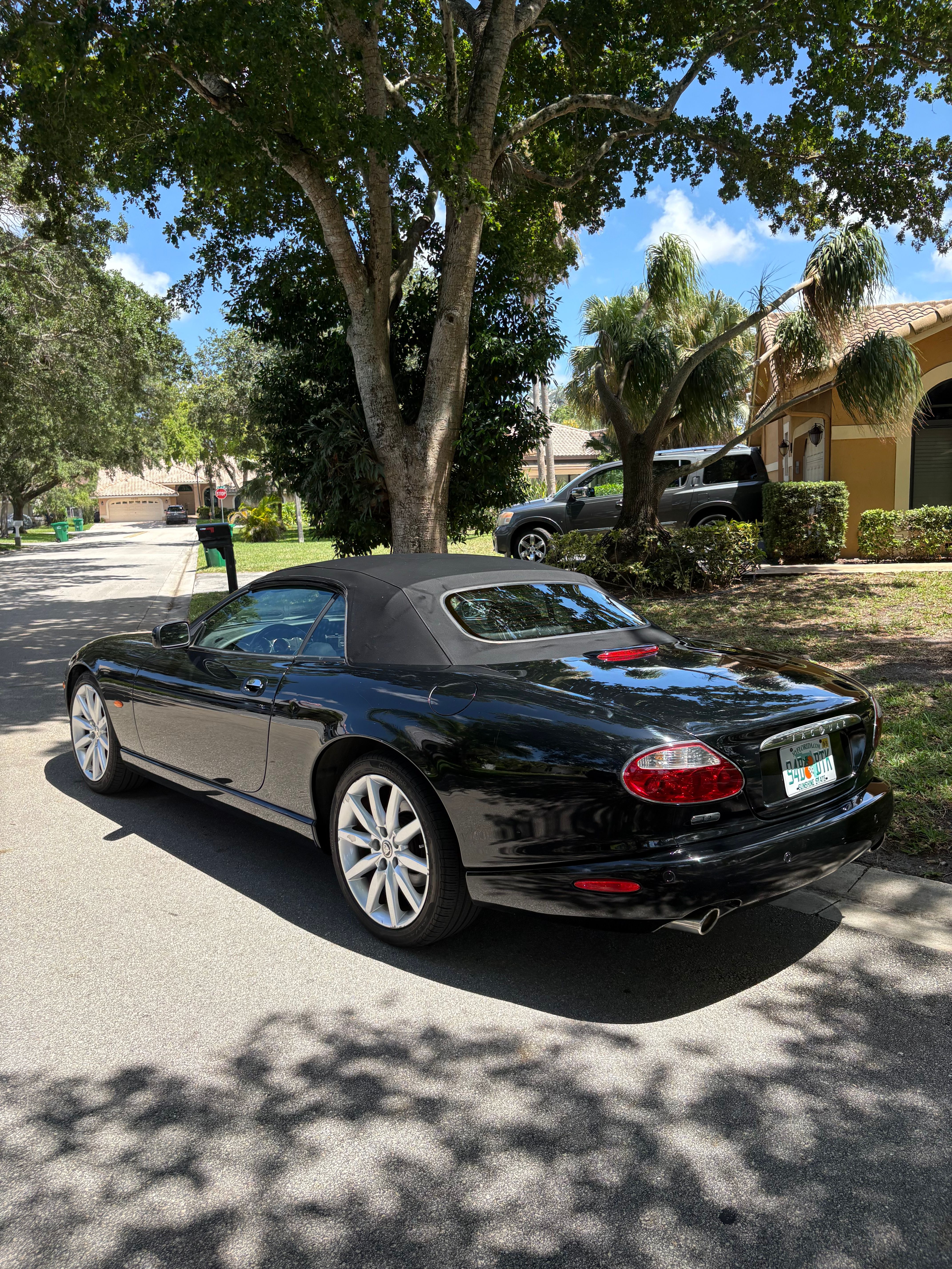 Used 2005 Jaguar XK8 Convertible RWD image 4
