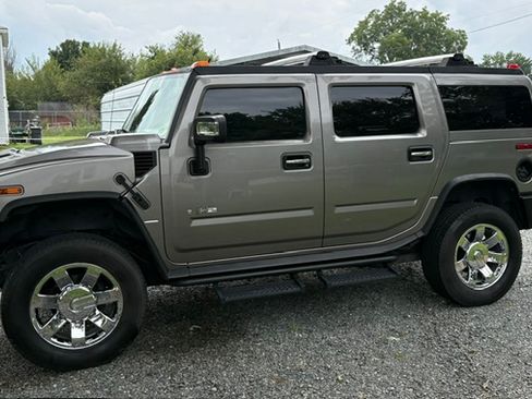 Used 2009 HUMMER H2 Luxury AWD/4WD image 1