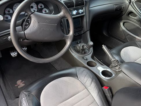Used 2001 Ford Mustang Cobra RWD image 16
