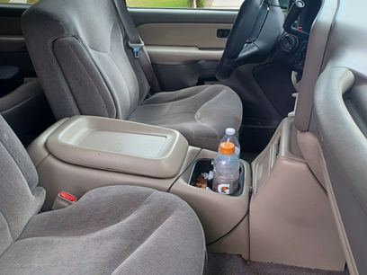 Used 2000 GMC Yukon XL SLE