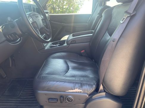 Used 2004 GMC Sierra 1500 SLT w/ Light Duty Power Package RWD image 6