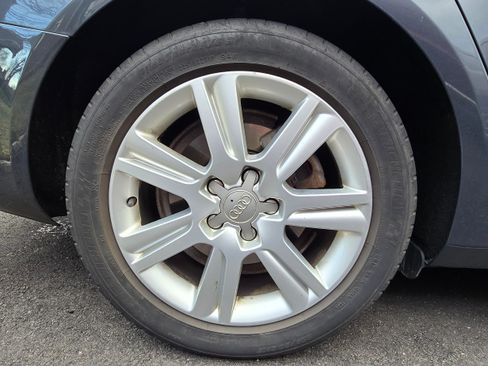 Used 2011 Audi A4 2.0T Premium image 18