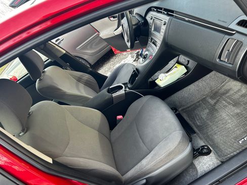 Used 2013 Toyota Prius Three image 21