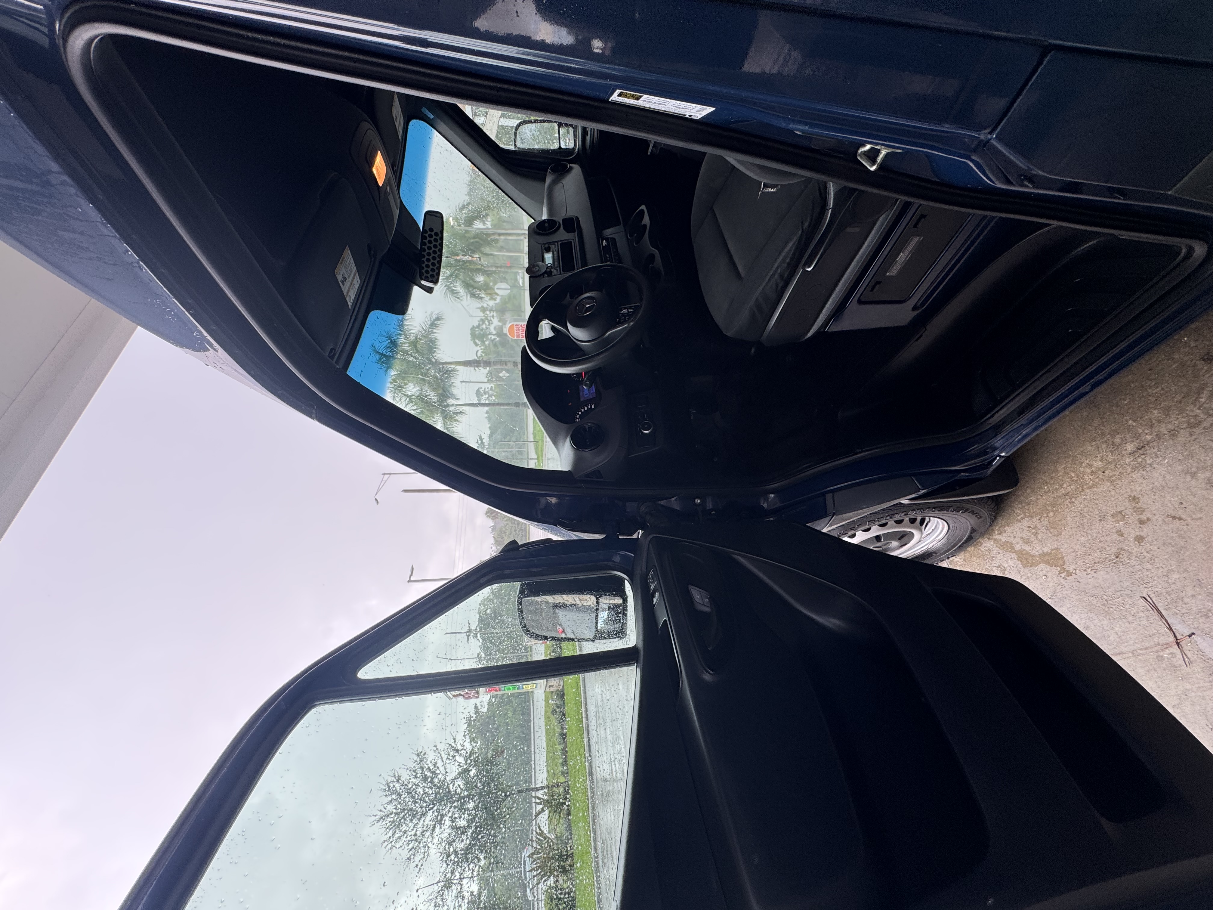 Used 2021 Mercedes-Benz Sprinter 2500 image 15