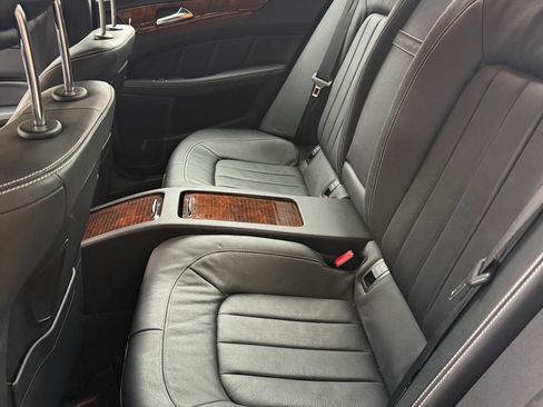 Used 2012 Mercedes-Benz CLS 550 4MATIC image 6
